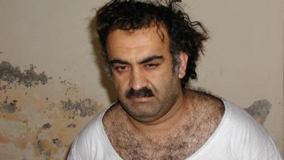 Chálid Šajch Muhammad krátce po zatčení. Chálid Šajch Muhammad krátce po zatčení.